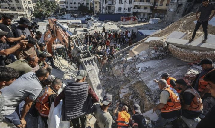 Tragis, Gedung Apartemen Runtuh di Gaza Tewaskan 21 Orang Termasuk 5 Anak